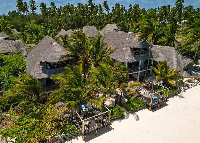 Hotel mit Pool: Villa Malaika